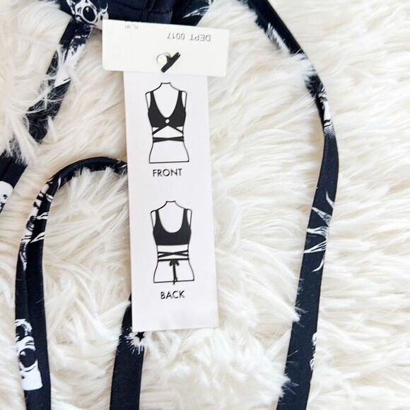 Hot Topic Celestial Skull Triangle Swim Top Black Medium New - Picture 5 of 9